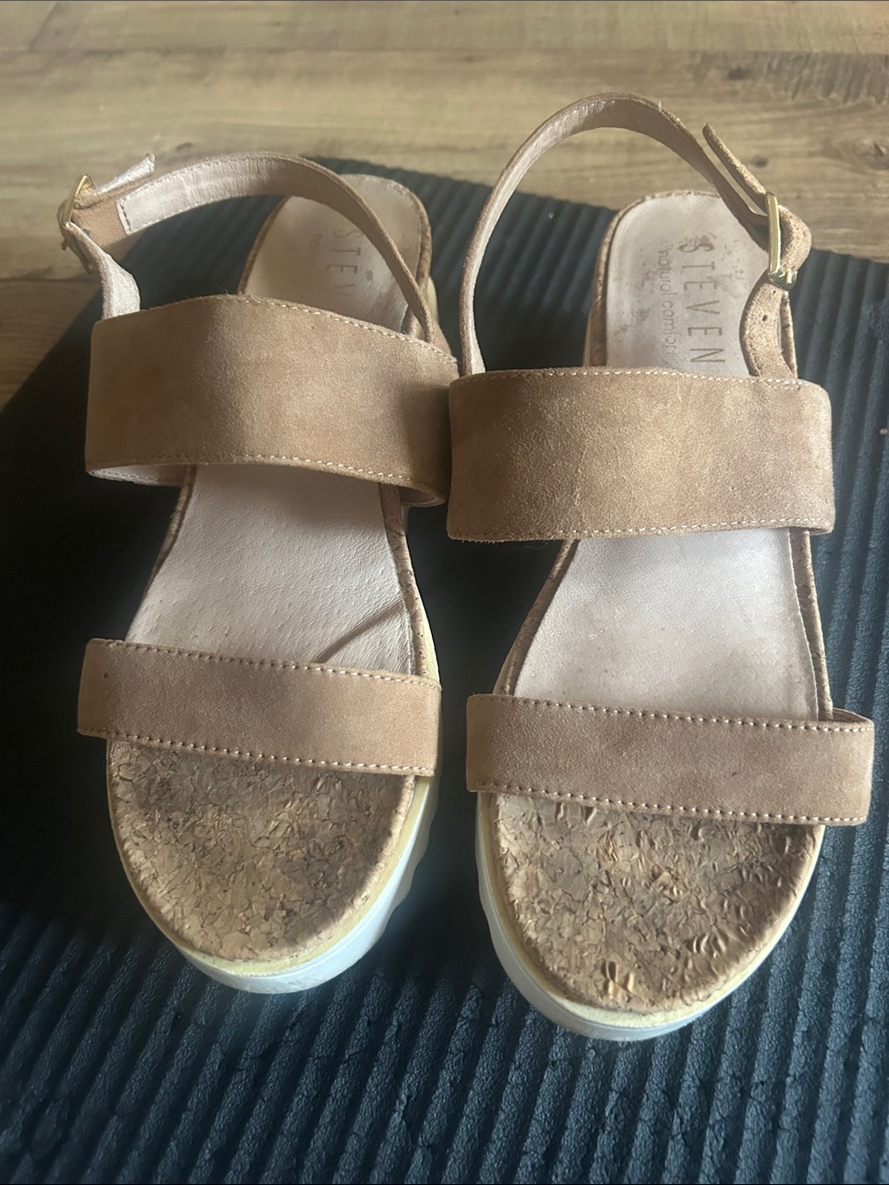 STEVEN Wedge Sandals size 7 1/2